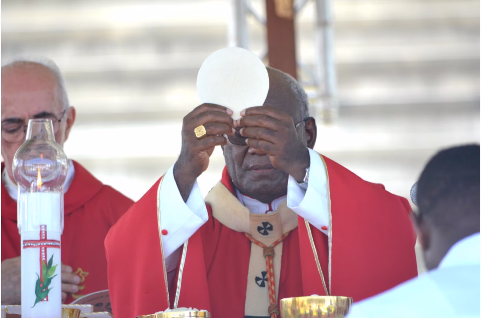 Thanksgiving Mass in Port Moresby for Saint Peter To Rot (40)